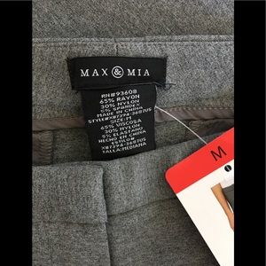 Max & Mia Jeans - NWT Max & Mia Capri Dress Pull On Pants. Grey. M Max & Mia Jeans - NWT Max & Mia Capri Dress Pull On Pants. Grey. M